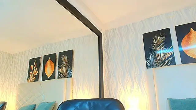 Snapshot of Lean_Portman chatting on February 12, 9:32 pm Lean Portman online show from February 12, 9:32 pm