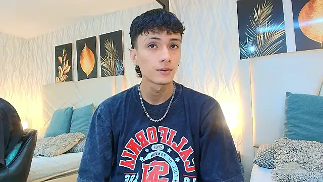 Lean Portman online show from March 6, 9:11 pm