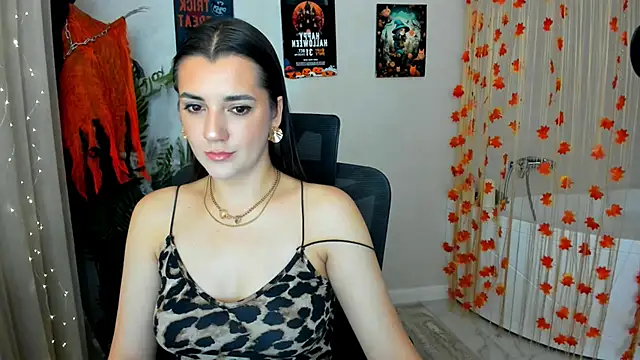 Snapshot of mintydaze chatting on October 12, 11:42 am mintydaze online show from October 12, 11:42 am