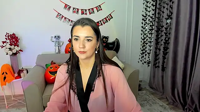 Snapshot of mintydaze chatting on October 18, 7:36 pm mintydaze online show from October 18, 7:36 pm