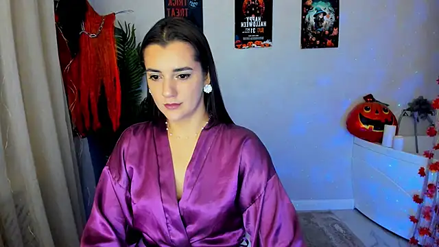 Snapshot of mintydaze chatting on October 28, 3:43 am mintydaze online show from October 28, 3:43 am