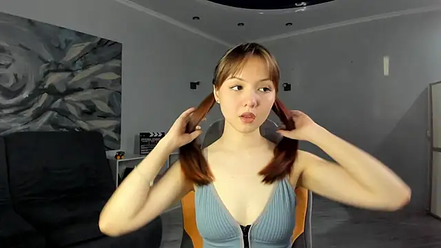 CuteTous online show from September 22, 1:02 pm