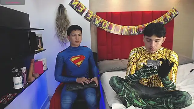 Snapshot of Cady_Hot chatting on October 8, 8:39 pm Cady Hot online show from October 8, 8:39 pm