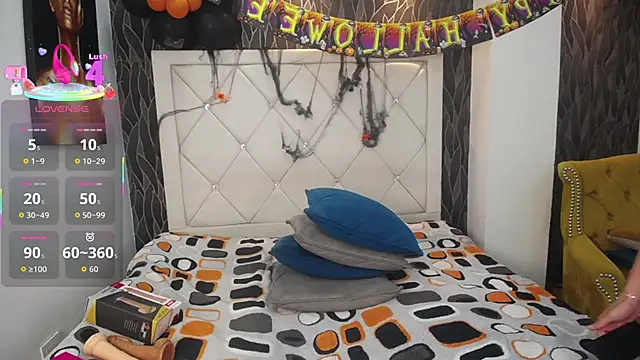 Snapshot of Cady_Hot chatting on October 28, 8:51 am Cady Hot online show from October 28, 8:51 am