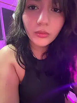 Snapshot of Angeldusttt chatting on May 10, 3:23 am Angeldusttt online show from May 10, 3:23 am