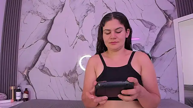 DakotaStarkx online show from December 17, 8:26 pm