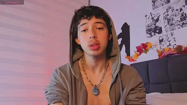 Otter Star online show from November 3, 4:36 am