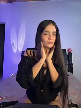 Ashley and Zoe online show from November 30, 4:33 pm