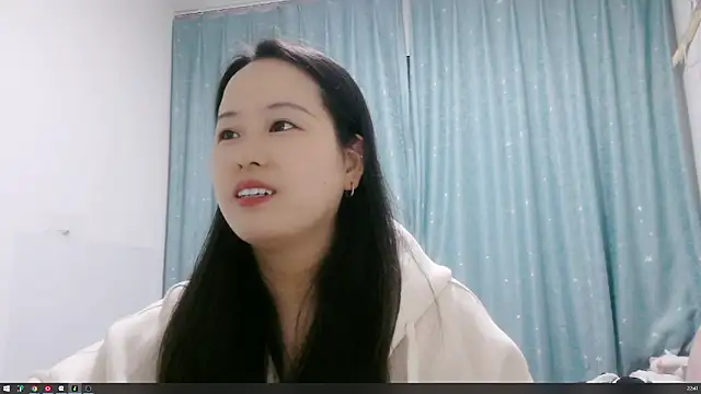 Snapshot of HY-21 chatting on October 28, 2:42 pm HY-21 online show from October 28, 2:42 pm