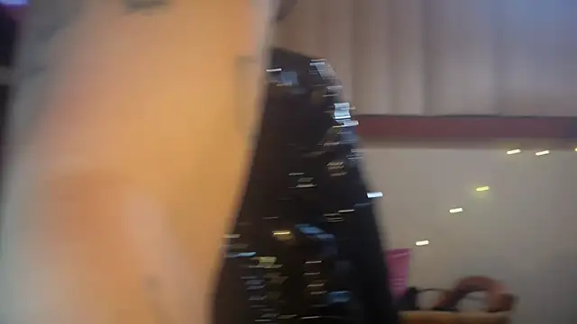 Snapshot of odessa-thorne chatting on January 12, 1:00 am odessa-thorne online show from January 12, 1:00 am