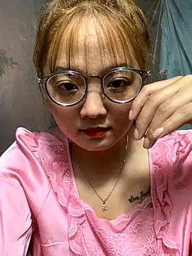 July-y online show from September 28, 7:47 am