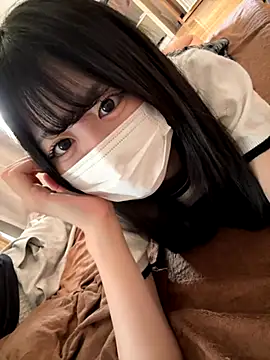 Snapshot of mayuchan12345 chatting on September 21, 1:18 am mayuchan12345 online show from September 21, 1:18 am