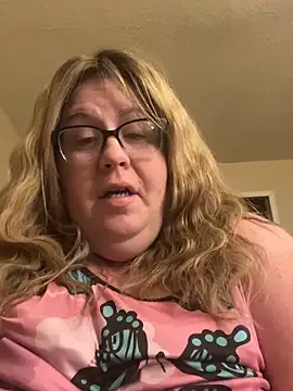sexymommy1988 online show from May 4, 1:23 am