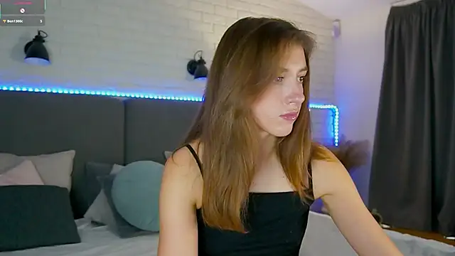 SweetVikki online show from October 20, 12:16 pm