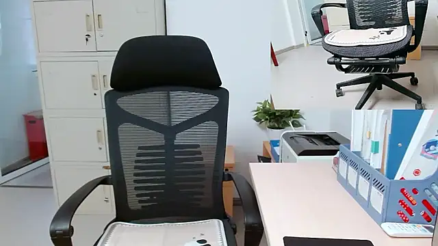 OL-Lily online show from September 28, 1:44 am