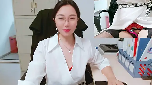 OL-Lily online show from October 4, 2:31 am