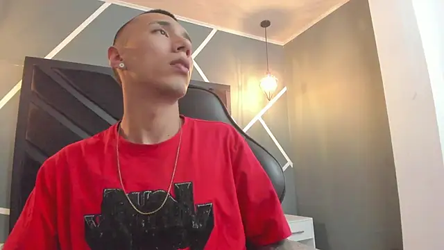 Justin Lakee online show from September 15, 11:05 pm