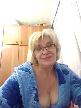 52MiaLove02 online show from December 20, 8:05 pm