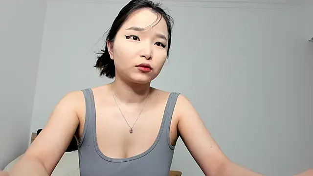 Snapshot of Soyun_Mia chatting on June 27, 1:28 pm Soyun Mia online show from June 27, 1:28 pm