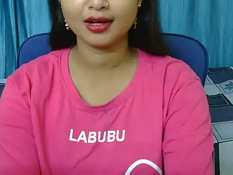 priya-kumari22 online show from September 24, 5:33 am