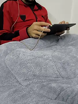 Snapshot of yazinyazin1 chatting on November 17, 3:45 am yazinyazin1 online show from November 17, 3:45 am