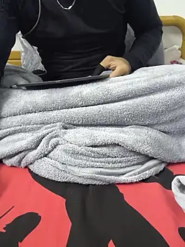 Snapshot of yazinyazin1 chatting on November 20, 3:28 am yazinyazin1 online show from November 20, 3:28 am