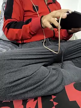 Snapshot of yazinyazin1 chatting on November 22, 2:21 am yazinyazin1 online show from November 22, 2:21 am