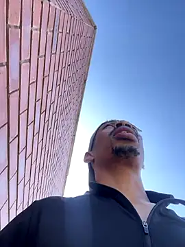 fitsexyman online show from September 18, 12:18 pm