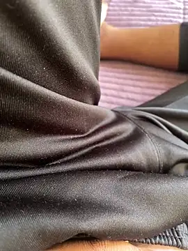 Snapshot of fitsexyman chatting on March 11, 12:00 pm fitsexyman online show from March 11, 12:00 pm