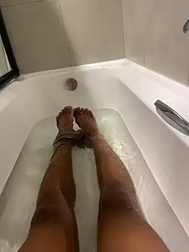 Snapshot of fitsexyman chatting on March 27, 9:36 pm fitsexyman online show from March 27, 9:36 pm