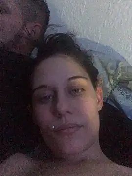 Snapshot of babyke23 chatting on February 21, 2:12 am babyke23 online show from February 21, 2:12 am