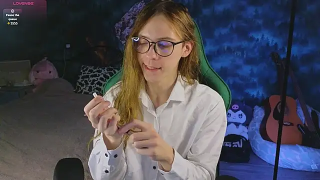 artass2 online show from October 27, 4:22 pm