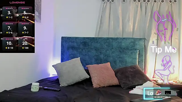 BrendaRousee online show from September 24, 1:58 pm