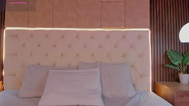 alison harper19 online show from November 20, 2:06 pm