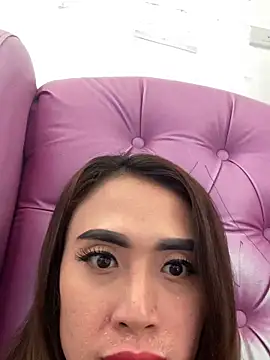 Snapshot of The_Stunning_stephanie chatting on November 5, 5:18 am The Stunning stephanie online show from November 5, 5:18 am