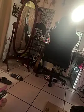 crashnasty online show from October 26, 5:35 am