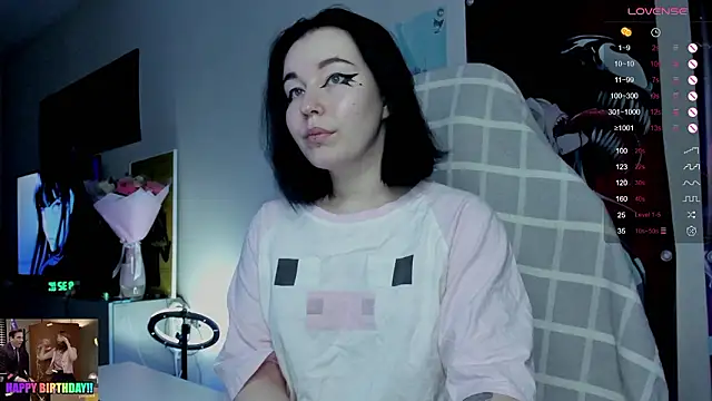 MargarettRose online show from February 4, 1:33 am