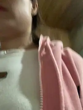 Snapshot of tuyetnhi-00 chatting on October 20, 12:44 am tuyetnhi-00 online show from October 20, 12:44 am