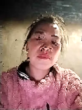 tuyetnhi-00 online show from March 13, 7:37 am