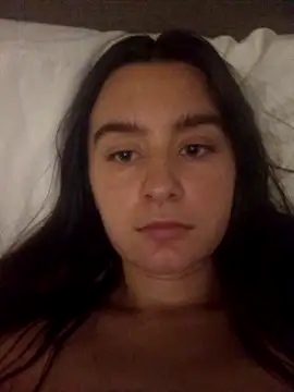 freakylittlebitch69 online show from October 22, 9:25 pm