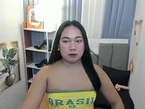 TsUncutKaren online show from December 1, 11:26 am