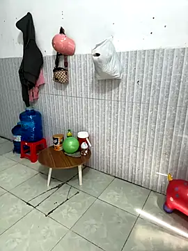 Tiffany-yy online show from October 13, 5:40 am