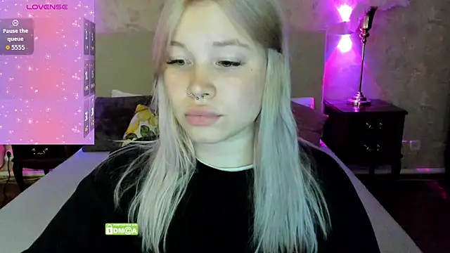 Diana Dream online show from November 2, 8:11 pm