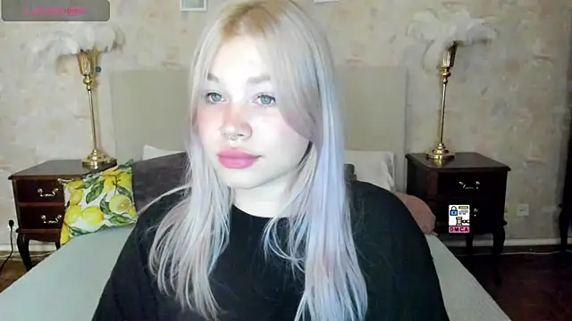 Diana Dream online show from November 12, 8:30 pm