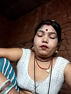 Priya tyagi online show from October 3, 10:07 pm