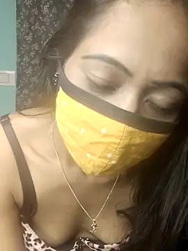 sweet-lily2 online show from September 13, 8:14 am