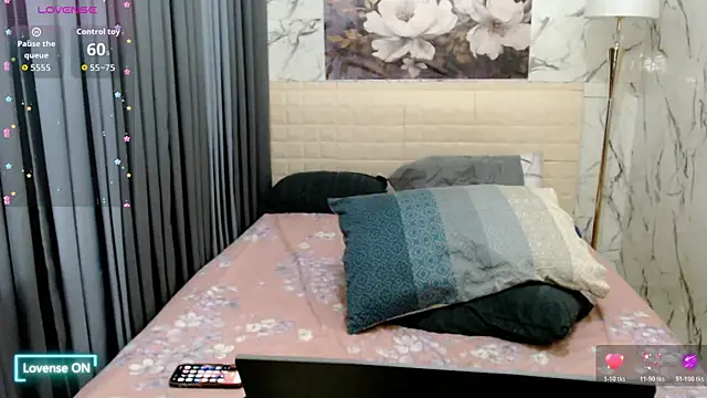 iamyourfantasyxx online show from March 6, 10:39 pm