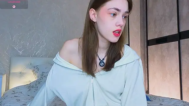 ttragedienne online show from February 16, 2:29 am