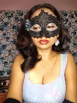 Snapshot of yours_sugar_babe chatting on June 18, 10:41 am yours sugar babe online show from June 18, 10:41 am