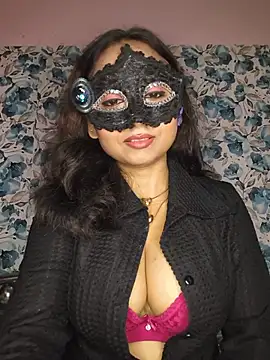 Snapshot of yours_sugar_babe chatting on July 1, 9:55 am yours sugar babe online show from July 1, 9:55 am